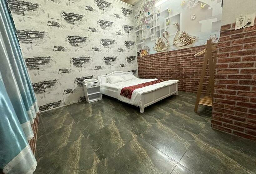 اتاق استاندارد, Homestay 888