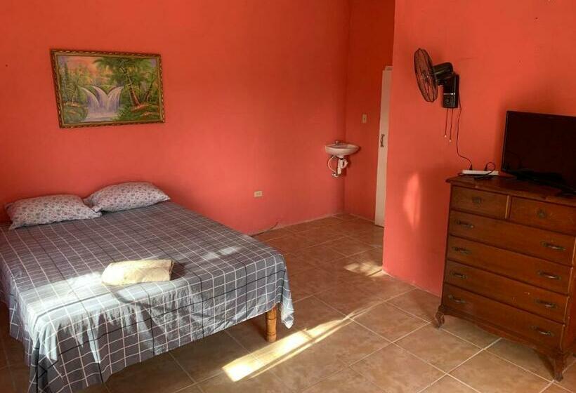 استودیو استاندارد با بالکن, Dunbars Villa   Rooms