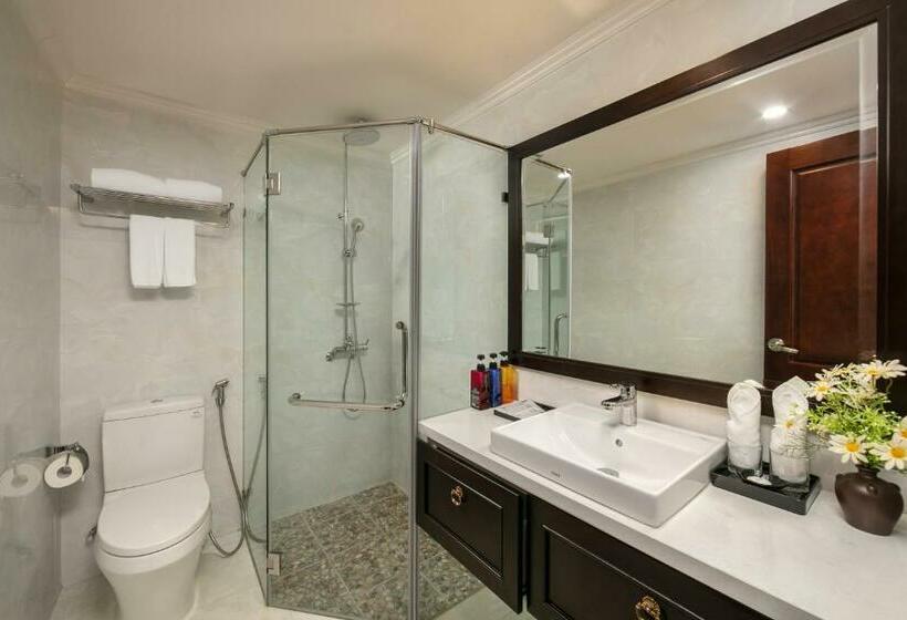 اتاق سوپریور با تخت بزرگ, Hoa Mộc Lan