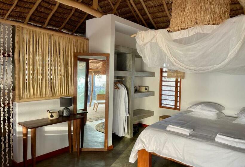 بانگلوی استاندارد, La Dune Des Songes