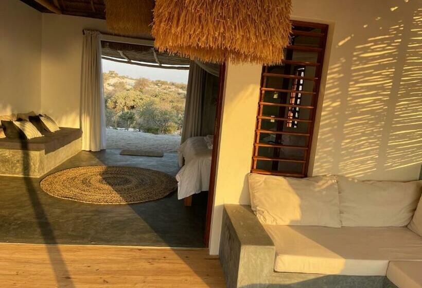 بانگلوی لوکس, La Dune Des Songes