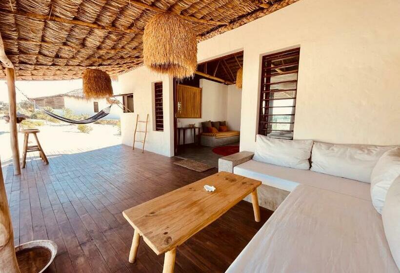 بانگلوی سوپریور, La Dune Des Songes