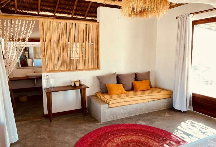 بانگلوی سوپریور, La Dune Des Songes