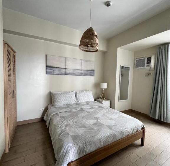Апартаменты 1 Спальня, Huge 1bedroom Condotel W Balcony Near Smart Araneta Coliseum