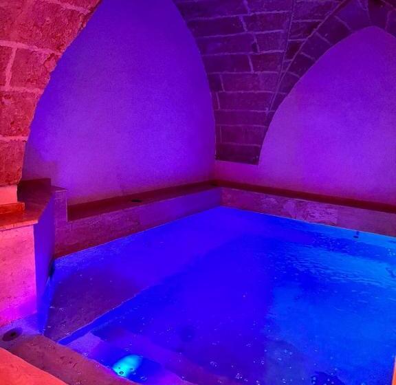 חדר סטנדרט עם ג'קוזי, Zahra Superior Suite With Private Pool