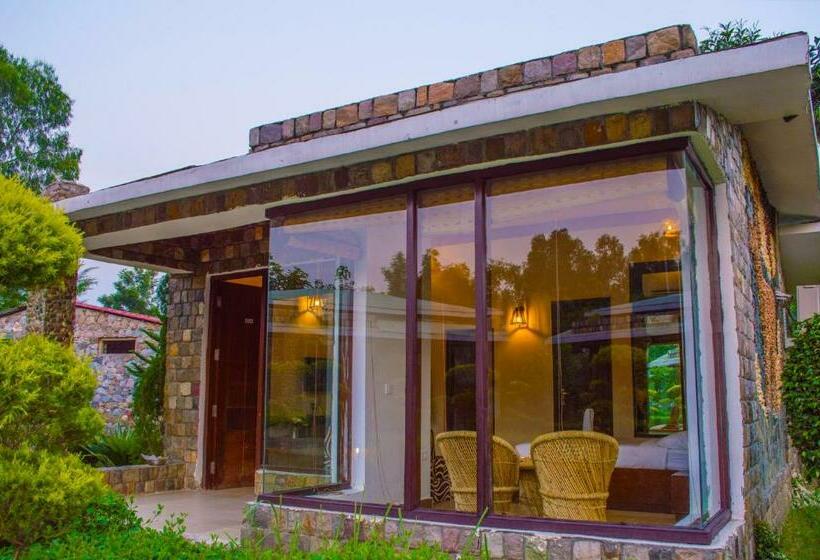 خانه 1 خوابه, The Roar Resort