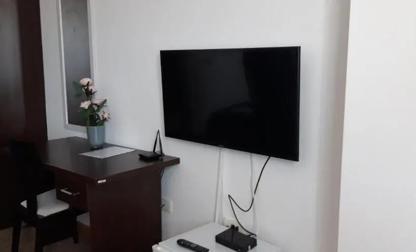 اتاق لوکس, Garni Hotel Niksic