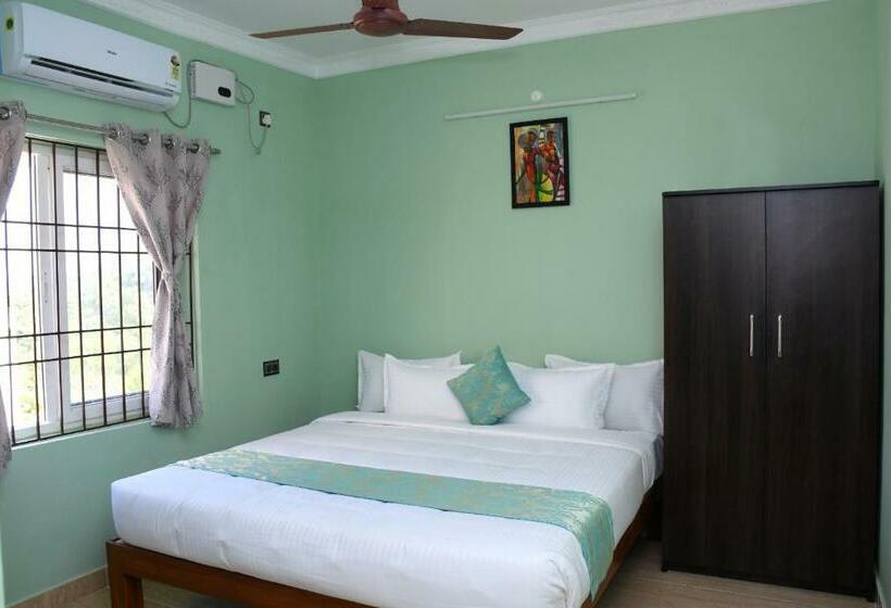 行政三人间, Le Premier Inn   With A Swimming Pool , Beside The Bay !