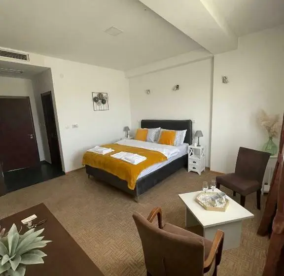 اتاق لوکس, Garni Hotel Niksic