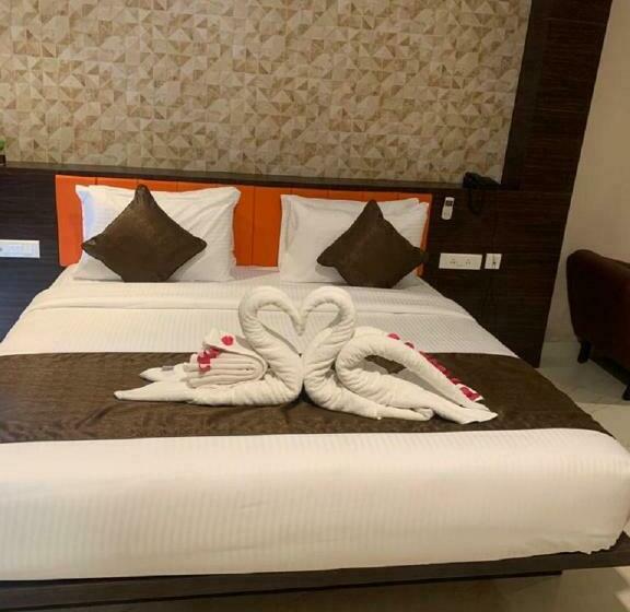 חדר דלוקס, Purple  Hotels & Resorts