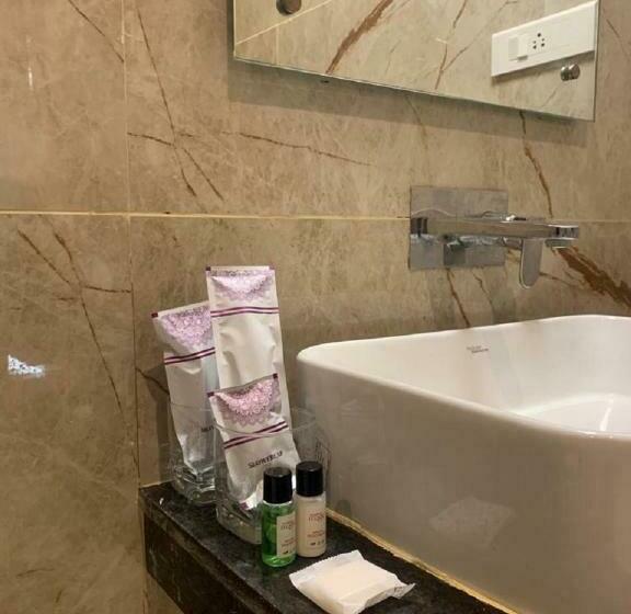 סוויטה אקזקיוטיב, Purple  Hotels & Resorts