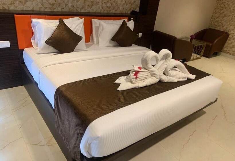 חדר דלוקס, Purple  Hotels & Resorts