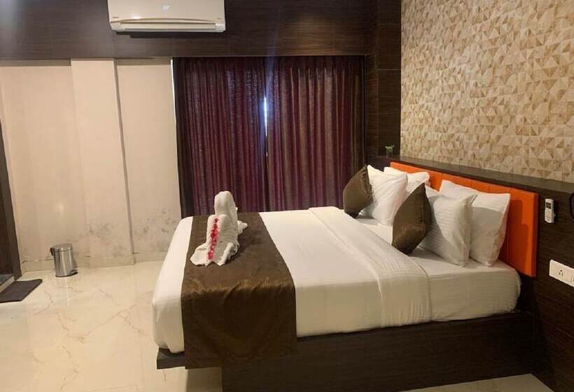 חדר דלוקס, Purple  Hotels & Resorts