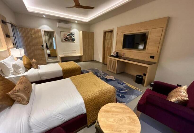 バルコニー付きスタンダードルーム, Ananta Spa & Resort Jaipur