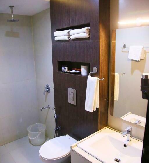 اتاق لوکس, Tiger Trails Thekkady