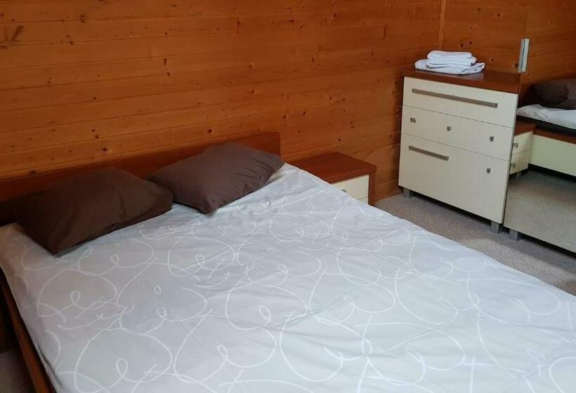 Standardzimmer Geteiltes Bad, Purgaiļi