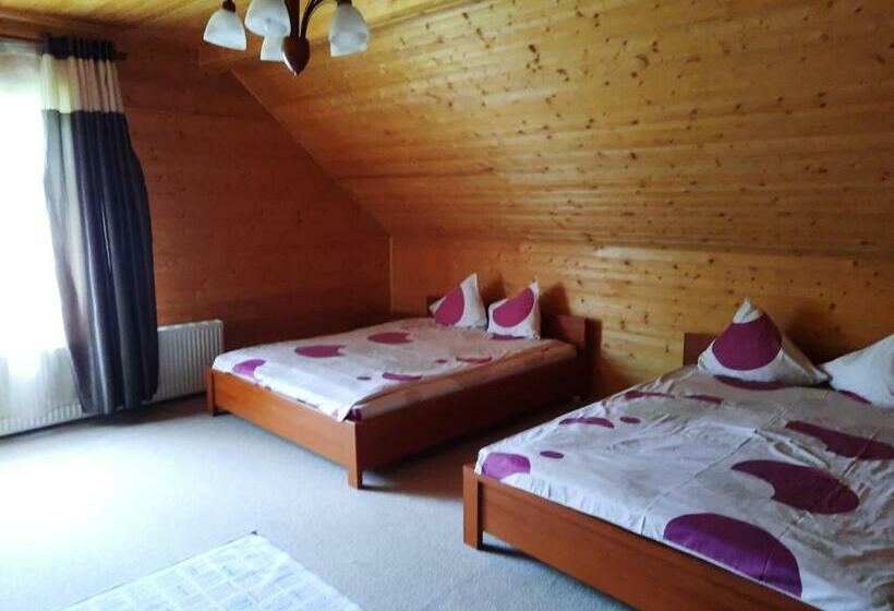 Standardzimmer 2 Doppelbetten, Purgaiļi