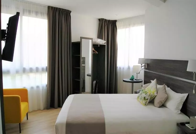 プレステージスイート, Appart  Hotel La Girafe Marseille Est   Porte D Aubagne