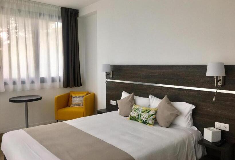 프레스티지 스위트, Appart  Hotel La Girafe Marseille Est   Porte D Aubagne