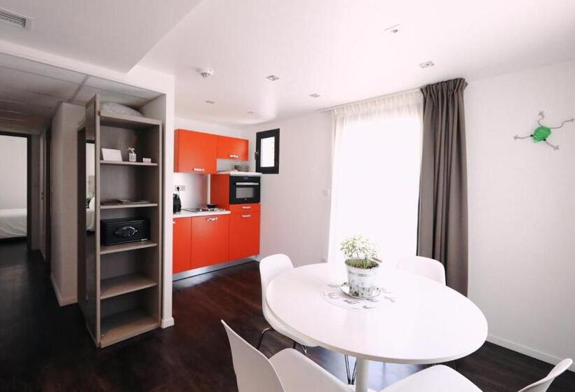 חדר דלוקס, Appart  Hotel La Girafe Marseille Est   Porte D Aubagne