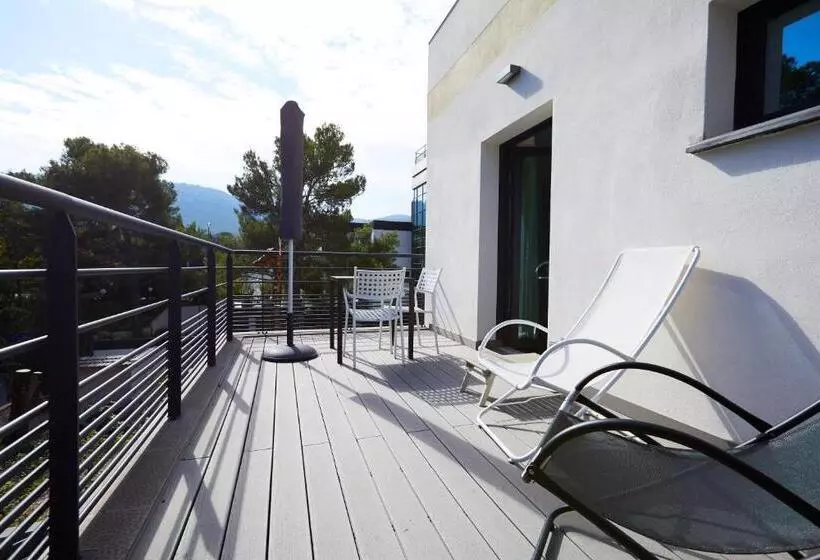 テラス付きスタンダードルーム, Appart  Hotel La Girafe Marseille Est   Porte D Aubagne
