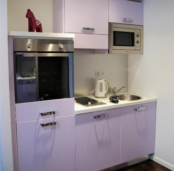 غرفة قياسية مزوَّدة بشُرفة, Appart  Hotel La Girafe Marseille Est   Porte D Aubagne