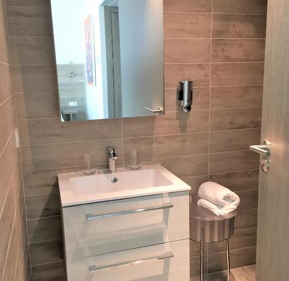 חדר סטנדרט, Appart  Hotel La Girafe Marseille Est   Porte D Aubagne