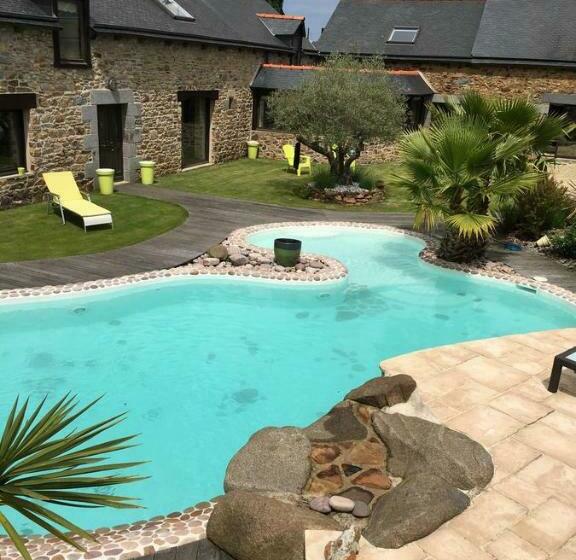 标准间带游泳池, Chambres D'hotes L'atipic