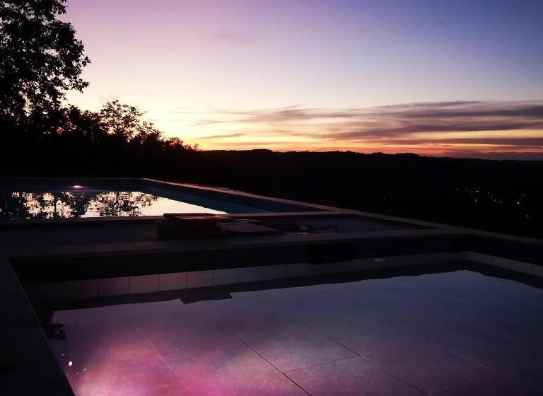 标准房带园景, Domaine De Lascaux