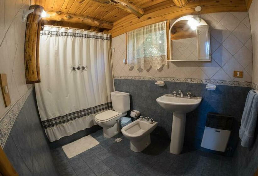 اتاق استاندارد با سرویس بهداشتی مشترک, El Aleph