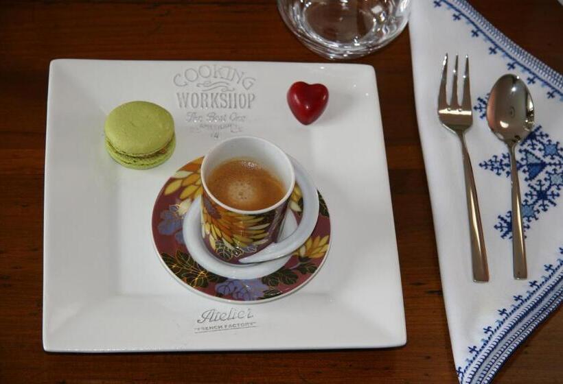 سوییت لوکس, Les Suites Champenoises