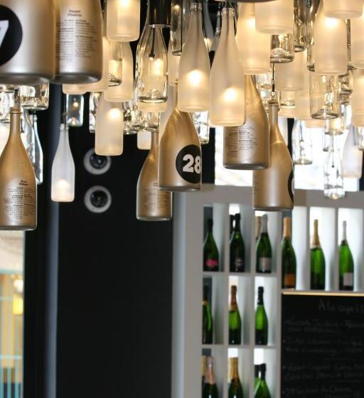 سوییت لوکس, Les Suites Champenoises