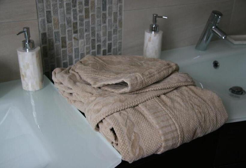Люкс Повышенной Комфортности, Les Suites Champenoises