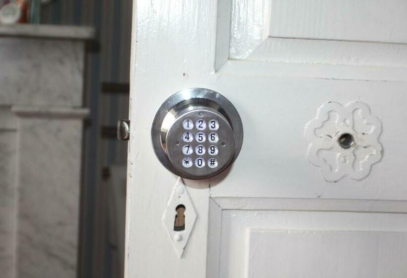 Номер Стандарт Вид на Сад, Maison De Mallast