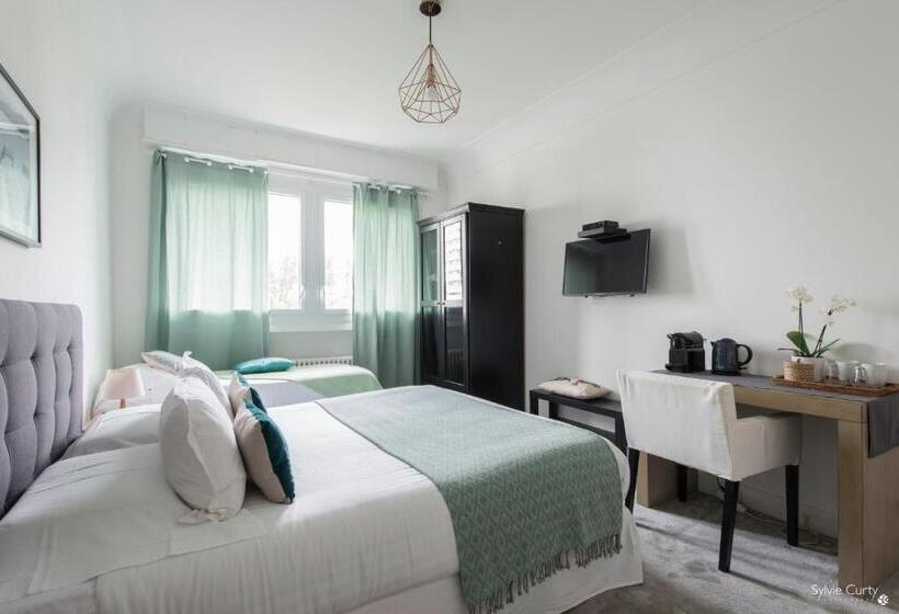 اتاق استاندارد سه نفره, Villa Verde La Rochelle