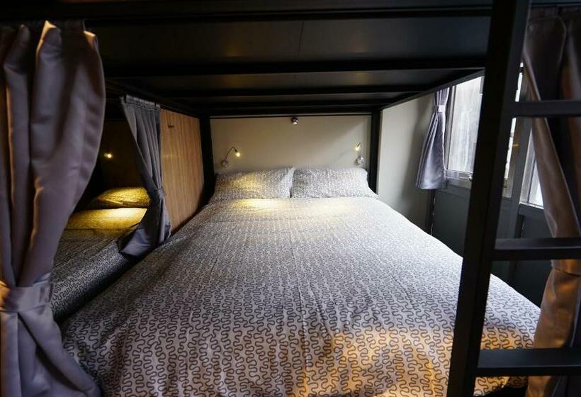 تختخواب در اتاق مشترک, Cavemen Hostel Taipei Station Youth Branch