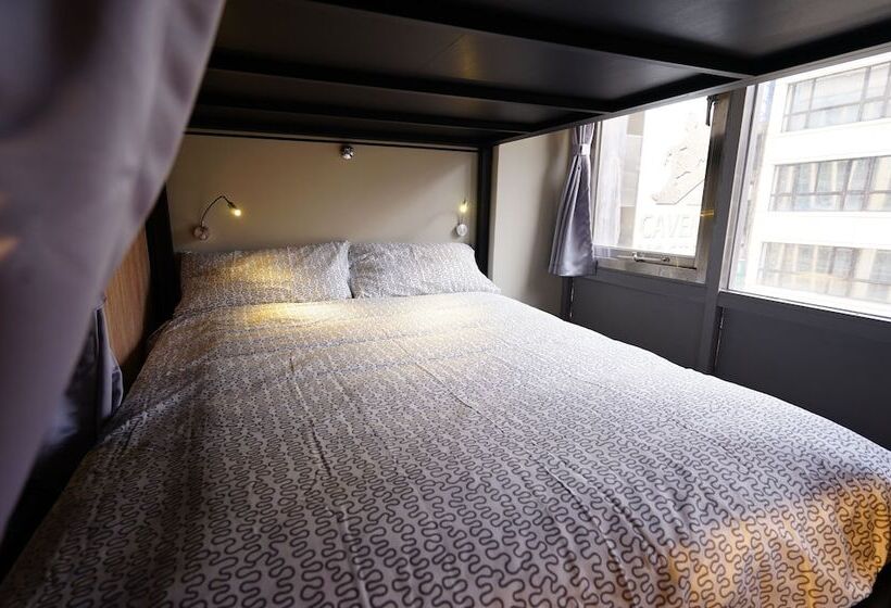 تختخواب در اتاق مشترک, Cavemen Hostel Taipei Station Youth Branch