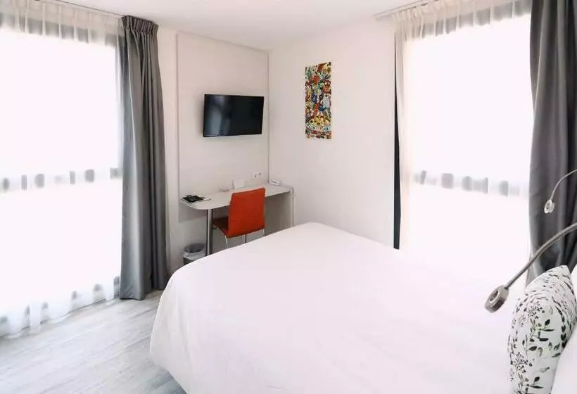 スタンダードルーム, Appart  Hotel La Girafe Marseille Est   Porte D Aubagne