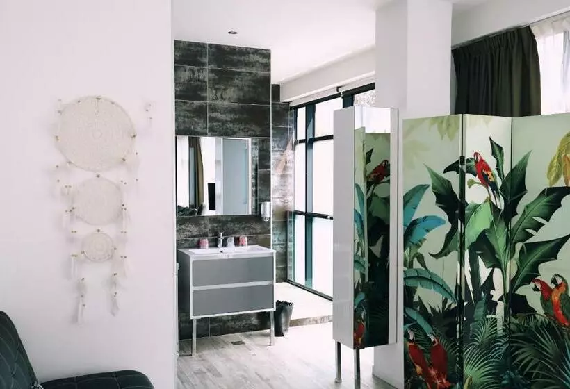 スイート, Appart  Hotel La Girafe Marseille Est   Porte D Aubagne