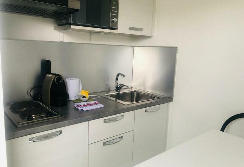 חדר סטנדרט, Appart  Hotel La Girafe Marseille Est   Porte D Aubagne