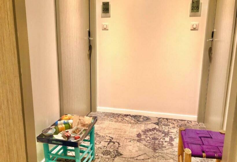Номер Стандарт, Appart  Hotel La Girafe Marseille Est   Porte D Aubagne