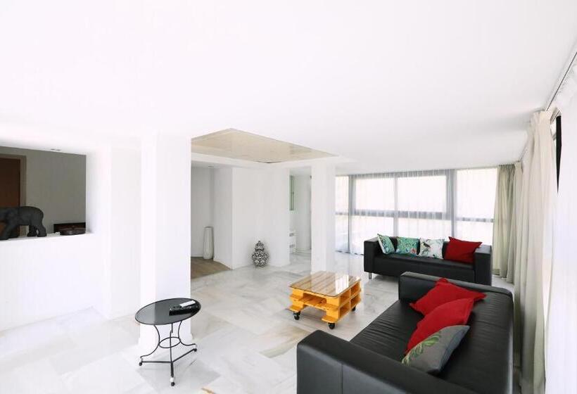 סוויטה אקזקיוטיב, Appart  Hotel La Girafe Marseille Est   Porte D Aubagne