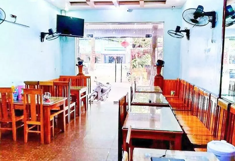 اتاق لوکس با تخت بزرگ, Bao Long Guest House