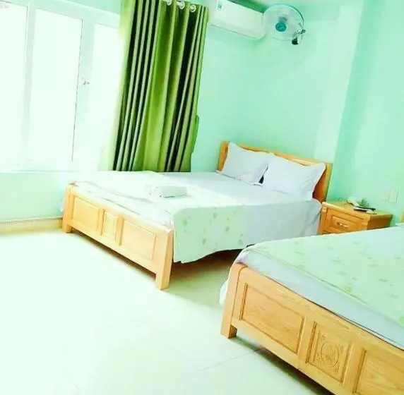 اتاق استاندارد چهار تخته, Bao Long Guest House