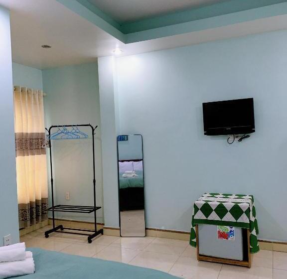 اتاق استاندارد چهار تخته, Bao Long Guest House