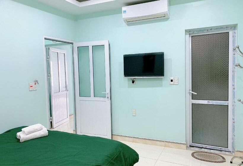 اتاق لوکس با تخت بزرگ, Bao Long Guest House