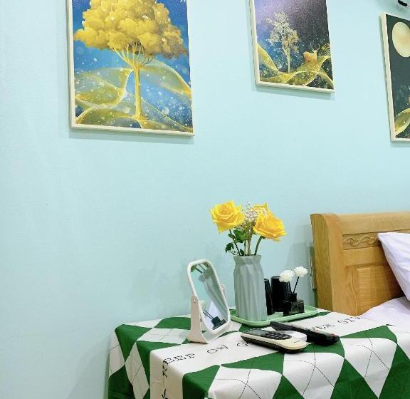 اتاق لوکس با تخت بزرگ, Bao Long Guest House