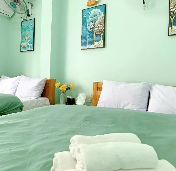 اتاق لوکس با چشم‌انداز شهر, Bao Long Guest House