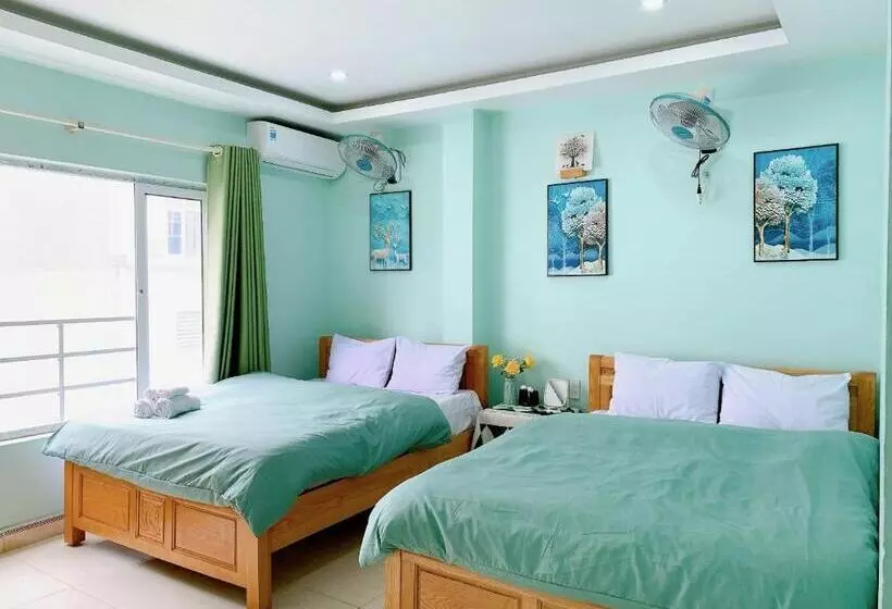 اتاق لوکس با چشم‌انداز شهر, Bao Long Guest House