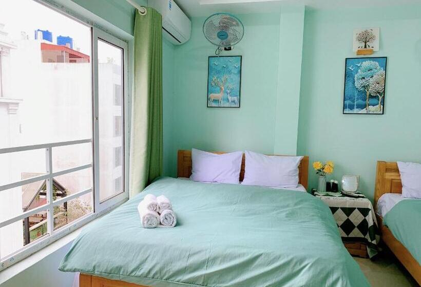 اتاق لوکس با چشمانداز شهر, Bao Long Guest House